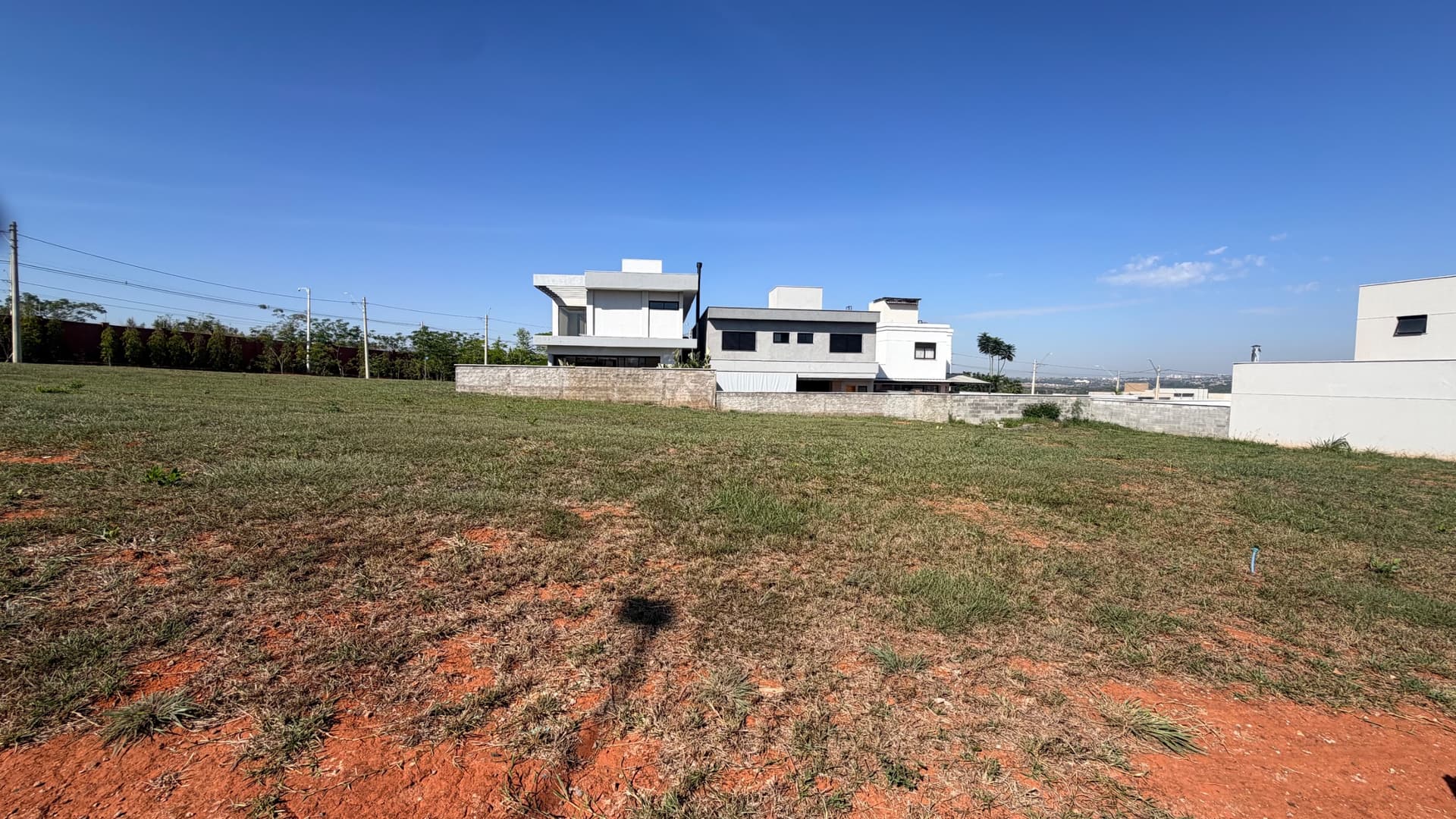 Lote no condomínio Jardins Parma