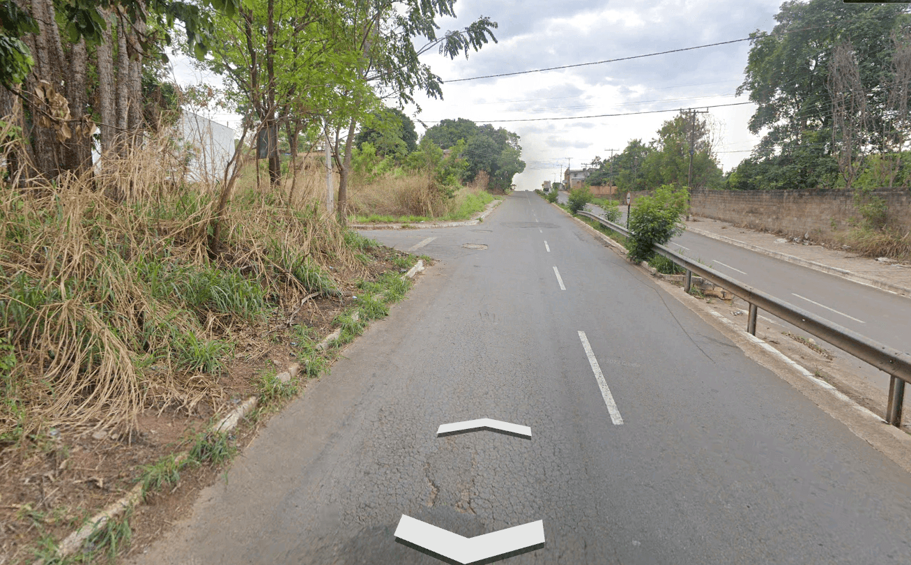 Três Lotes vizinhos na Vila Maria ao lado da Br-153 somando
