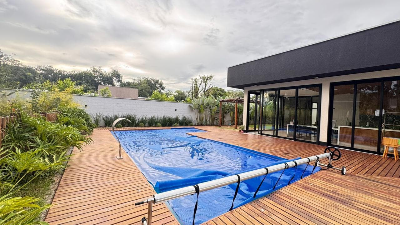 Casa térrea condomínio Villa Verde 280m²
