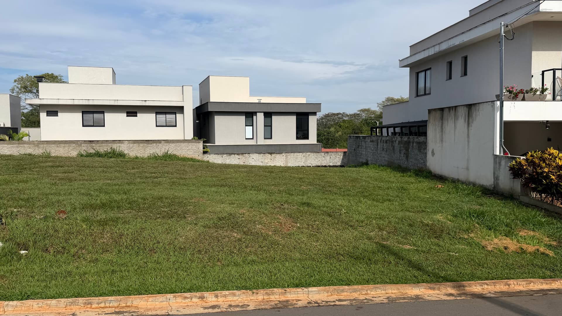 Lote Condomínio Jardins Capri 337,13m
