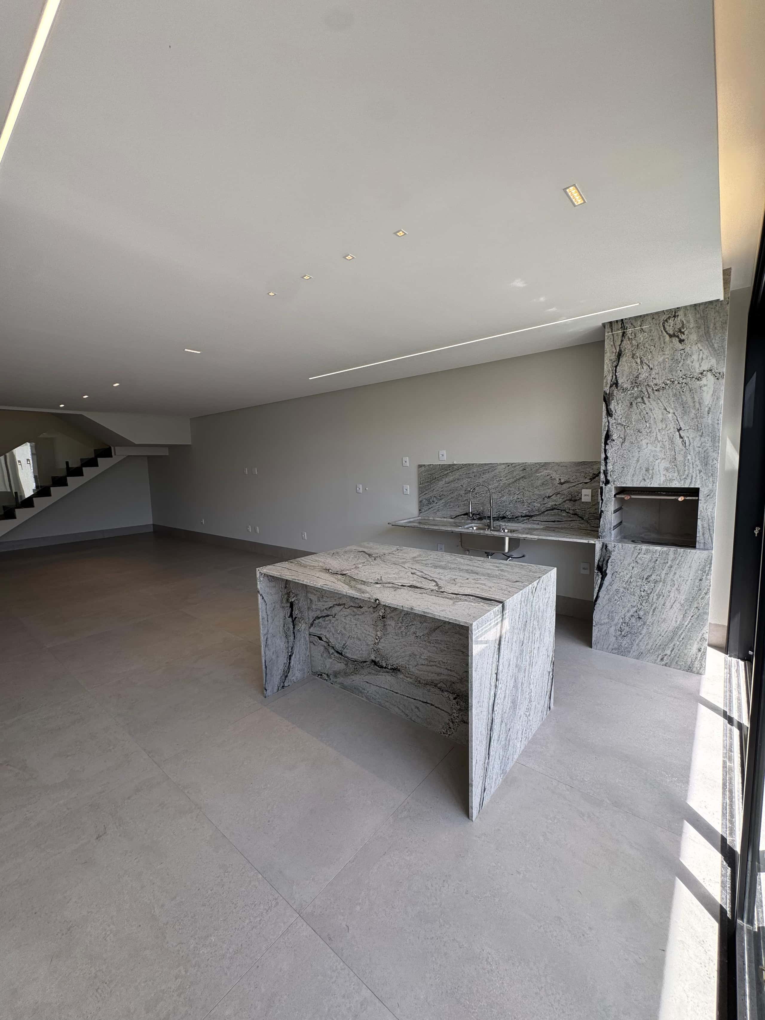 Sobrado 02 - Parque Amazônia - 160m²
