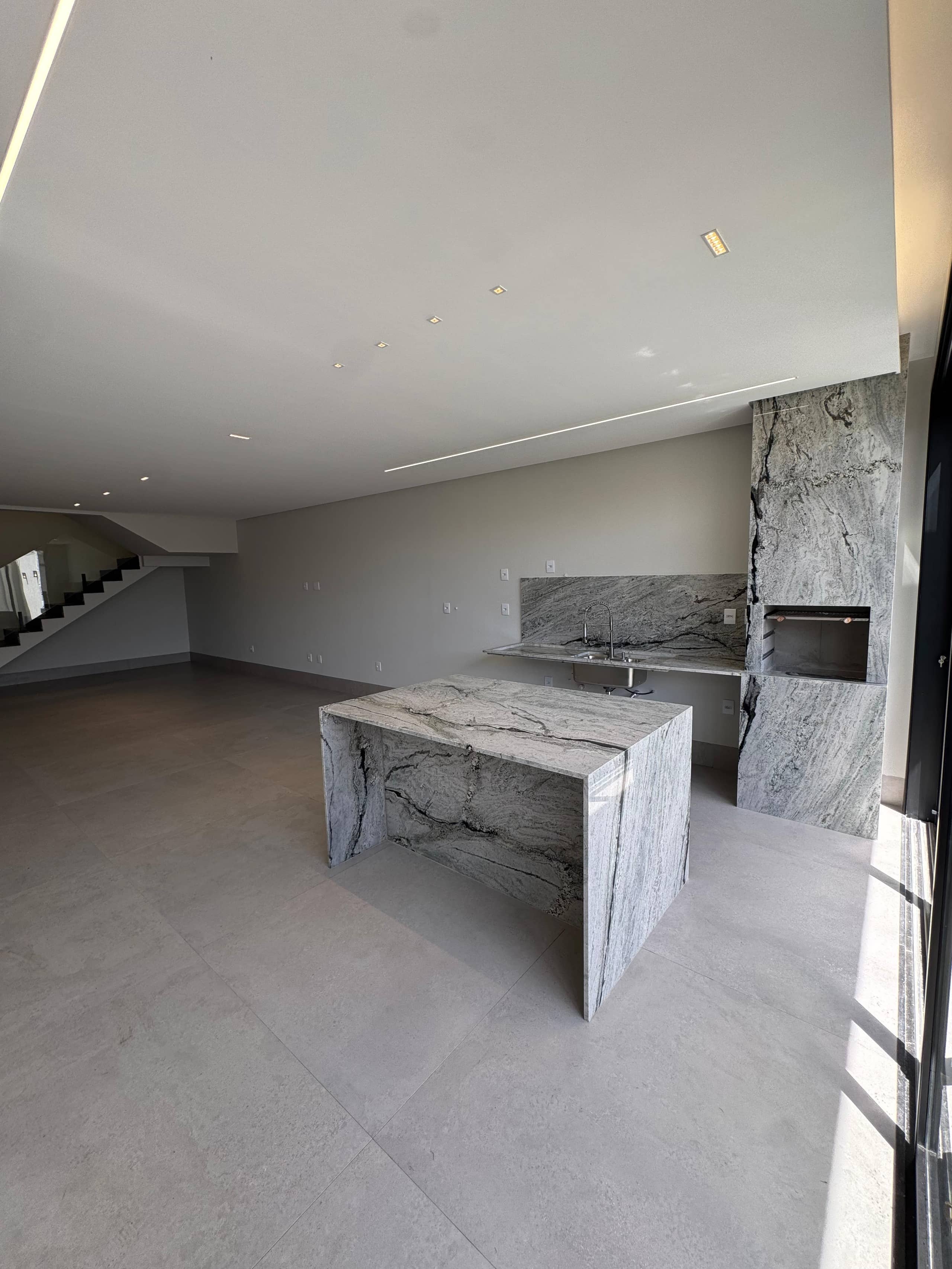 Sobrado 02 - Parque Amazônia - 160m²