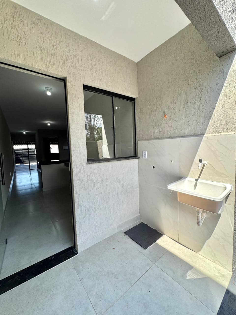 CASA 2Q SEM SUITE JD IMPERIAL TRINDADE