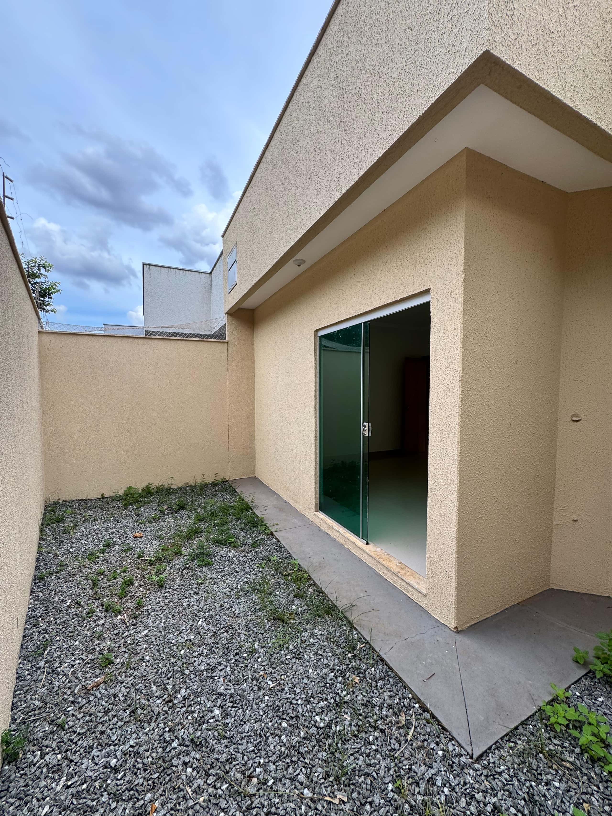 Casa à venda em Aparecida de Goiânia - 152,70m²