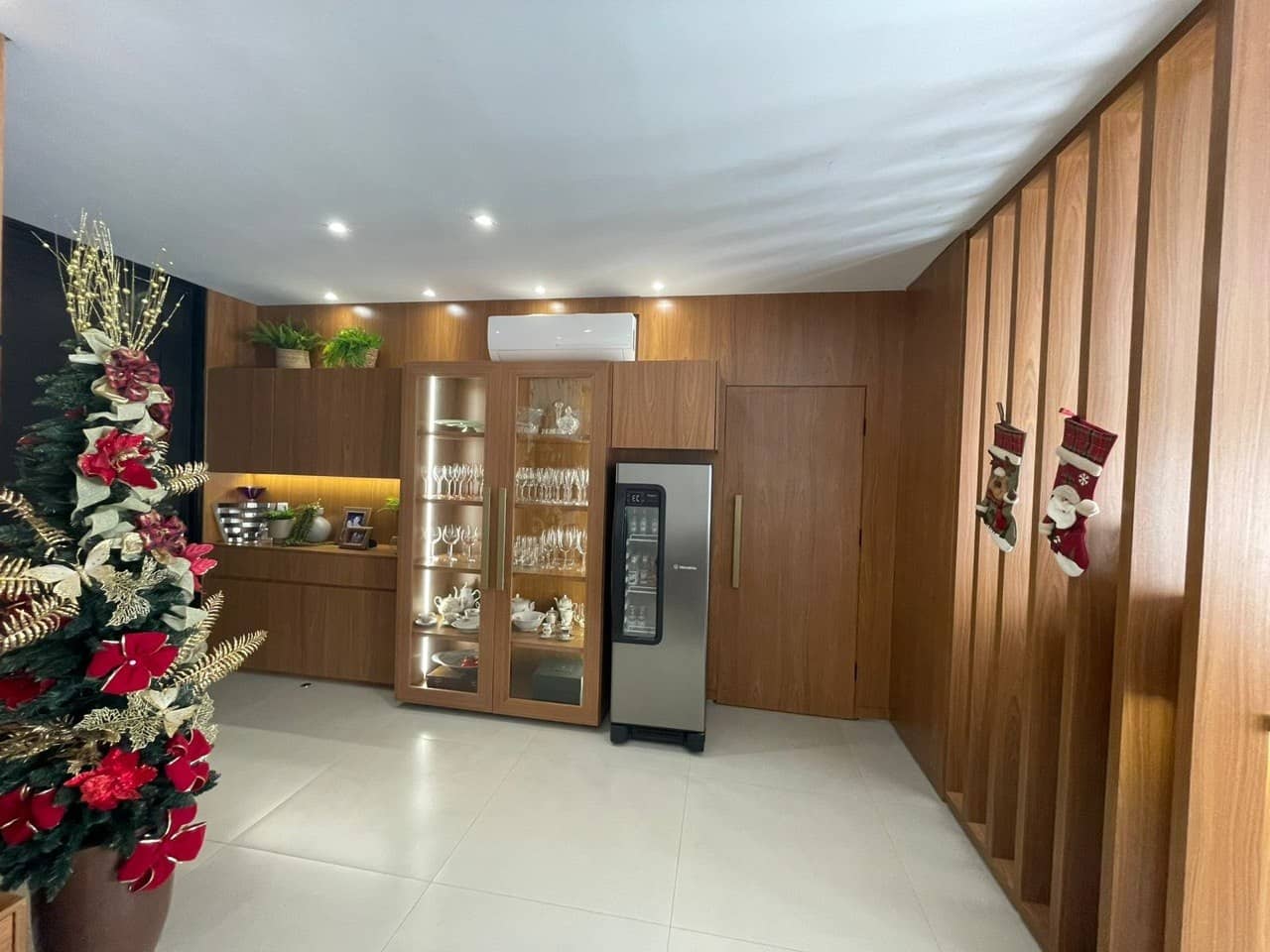 Casa Térrea No Jardins Capri - 147m²
