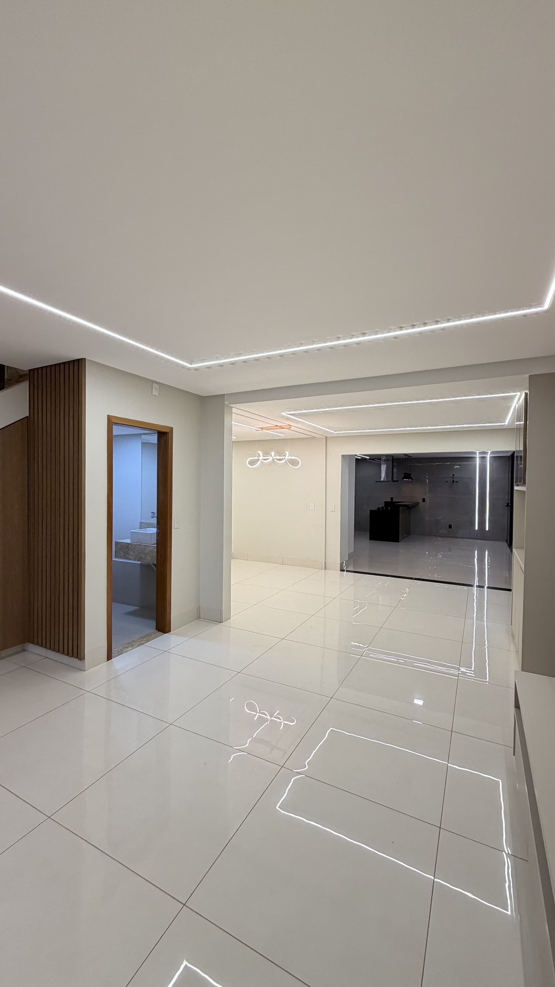 Sobrado Lindo pronto pra morar no Villagio Capri no Bairro Cardoso Aparecida de Goiânia