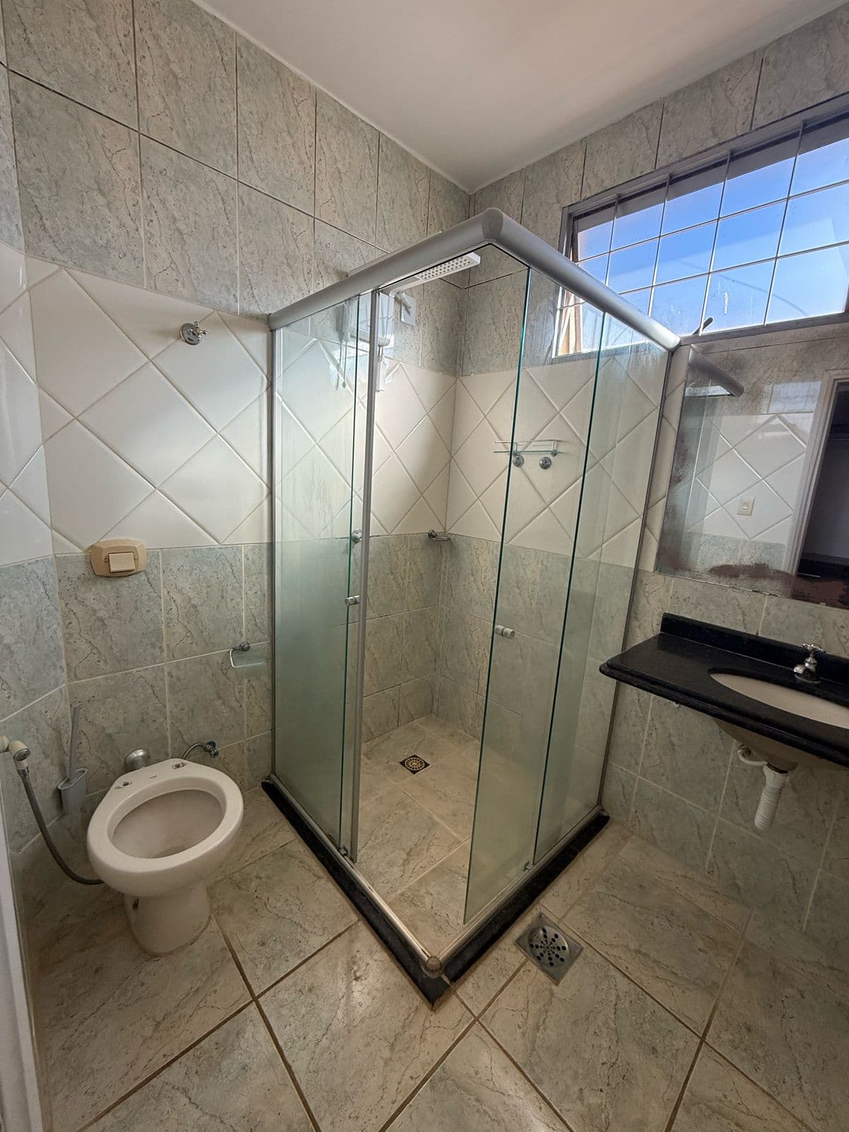 Sobrado - Jardins Madri - 188,10m²