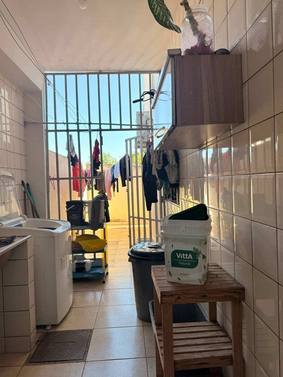 OPORTUNIDADE IMPERDÍVEL! CASA ESPAÇOSA COM ÁREA DE LAZER NO JARDIM NOVA ERA A 5 MINUTOS DO BURITI SHOPPING! ✨🔑