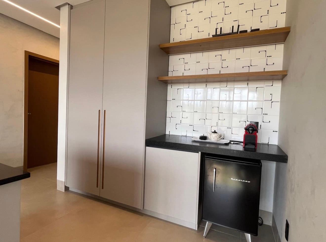 Sobrado 4 suítes + escritório 230m2