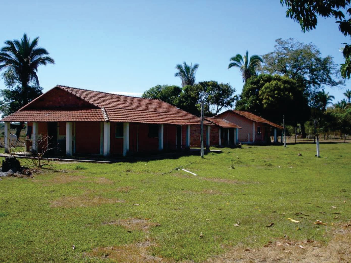 Fazenda com 7.069,01 ha no município de Cocalinho Mato Grosso Divisa com Goiás e Mato Grosso