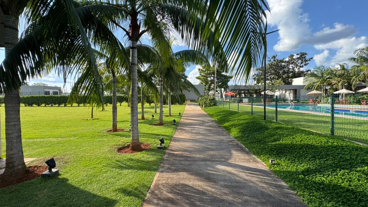 Lote - Terras Alpha 2 | Senador Canedo - 303m²