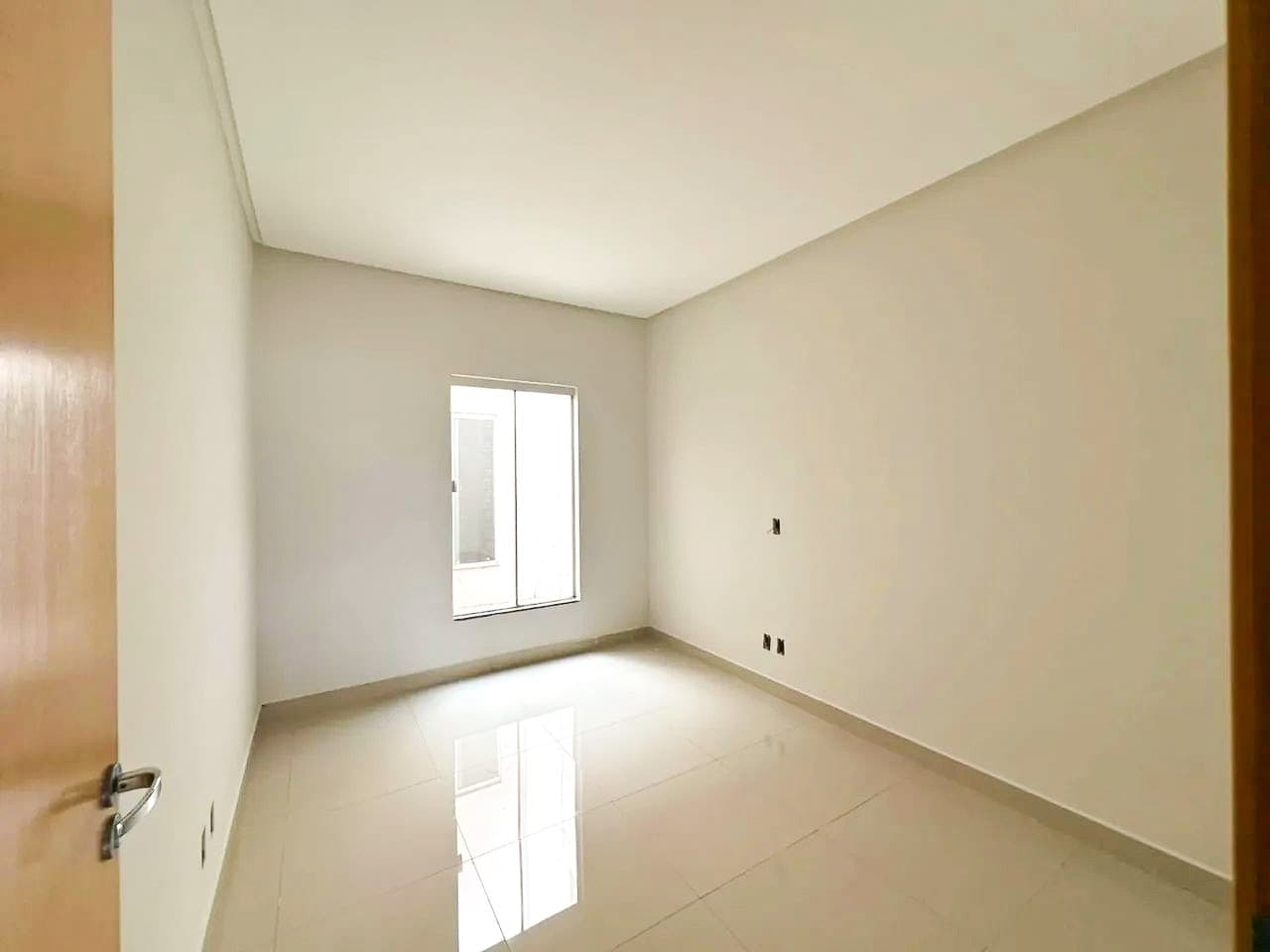 CASA MARAVILHOSA NO MOINHO DOS VENTOS