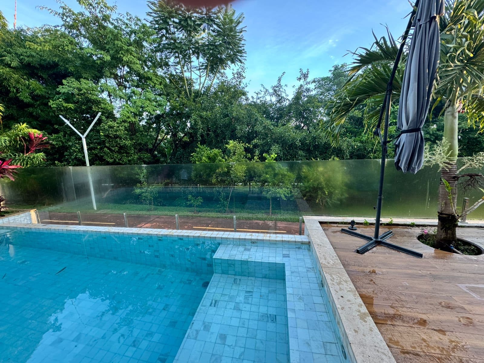 Sobrado condomínio Parquevile - Aparecida de Goiânia 274m²