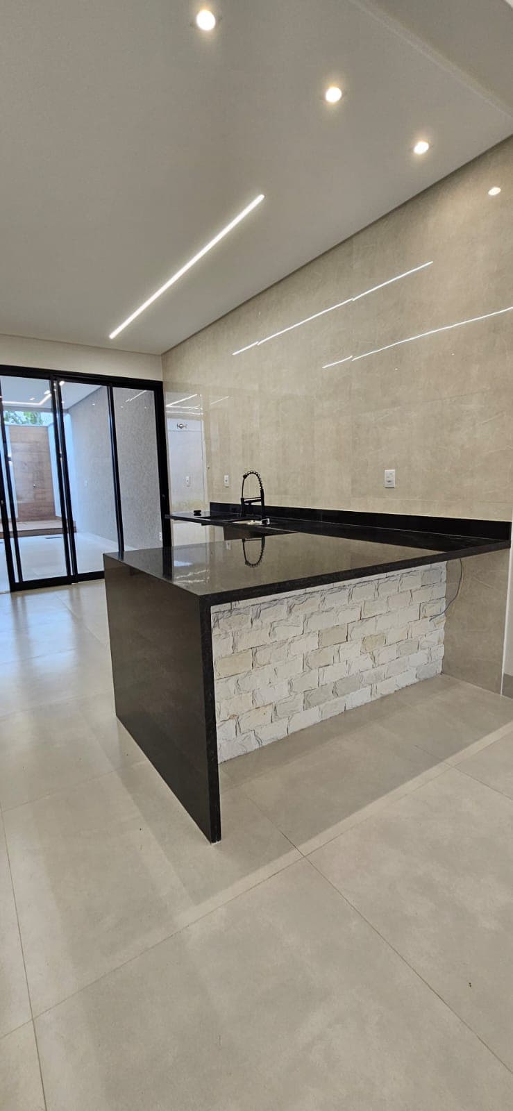 Casa Jardim Presidente - Goiânia 142m²