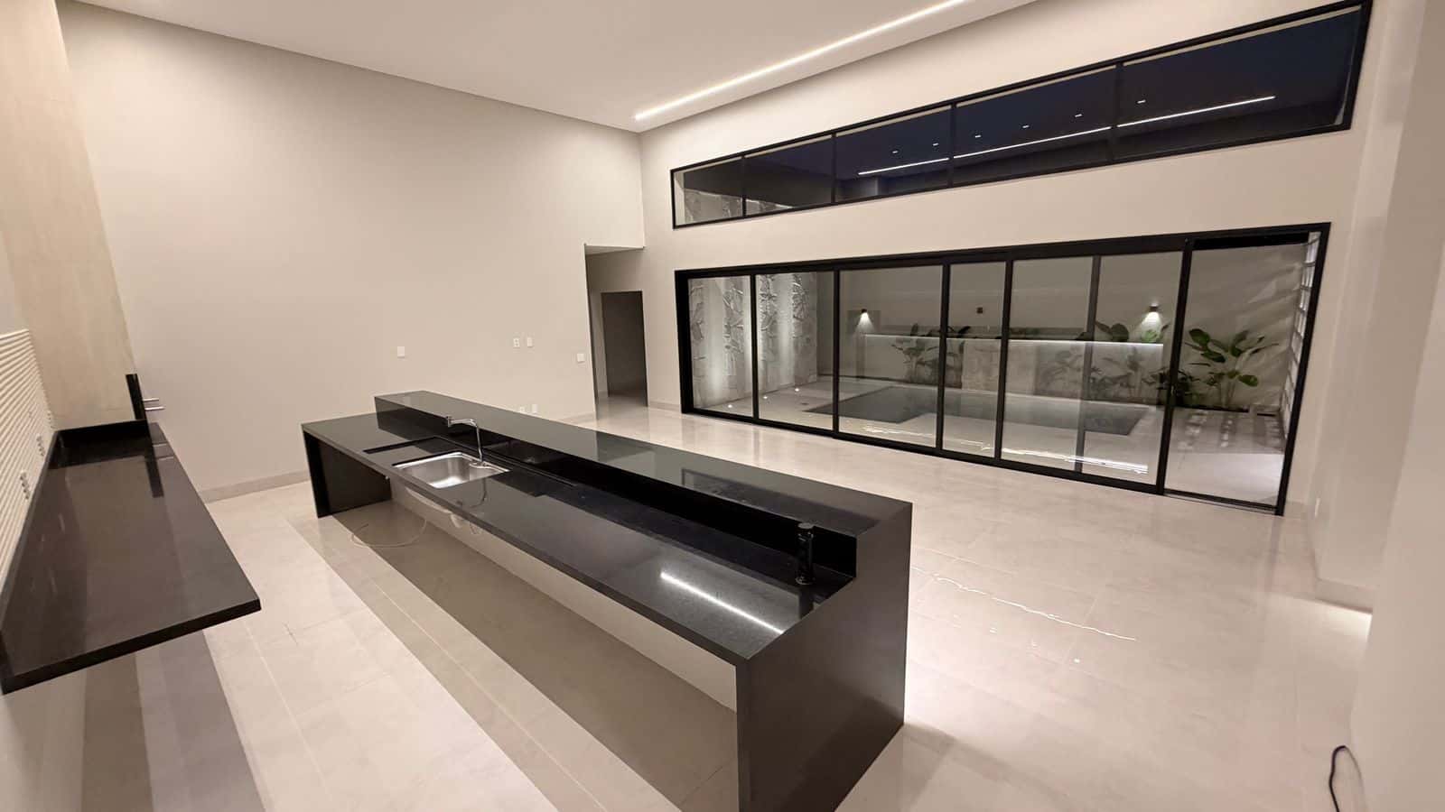 Casa Térrea Jardim Atlântico - 248m²