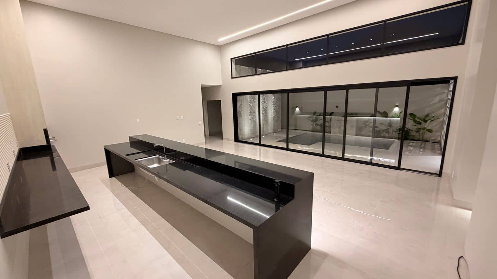 Casa Térrea Jardim Atlântico - 248m²