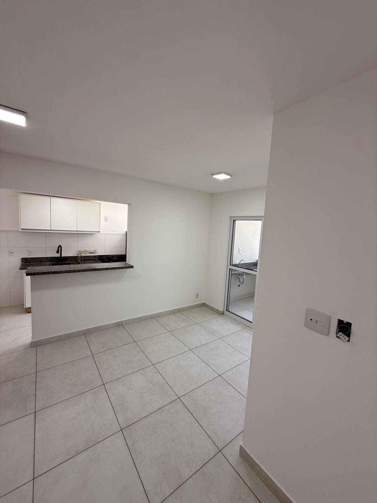 Residencial Flora Park Aroeira