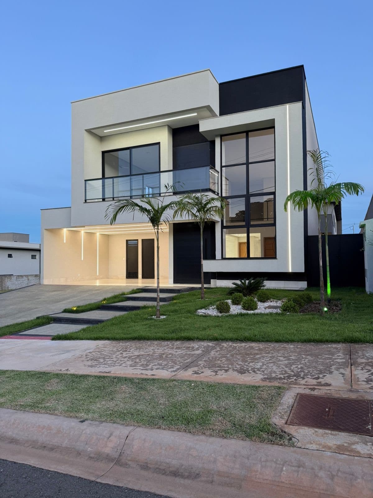 Sobrado Parqville Pinheiros 239m²