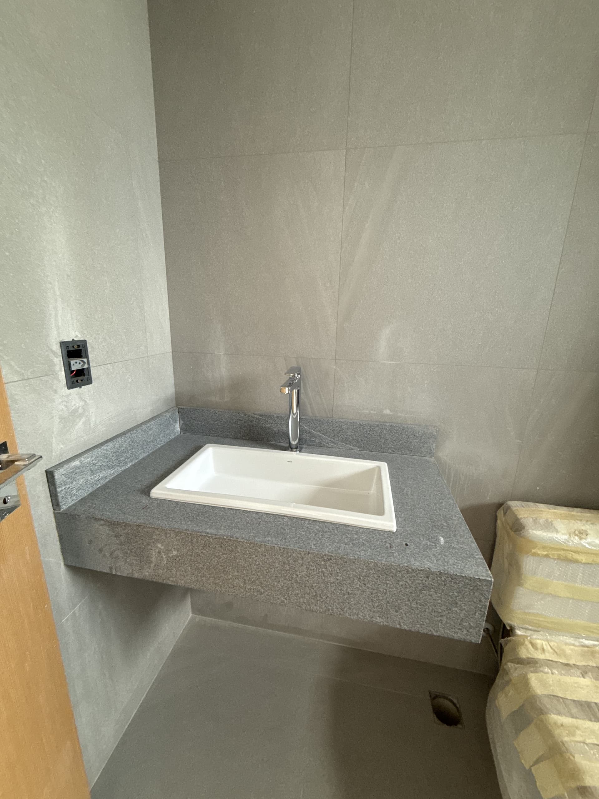 Apartamento LUX OESTE 41m²