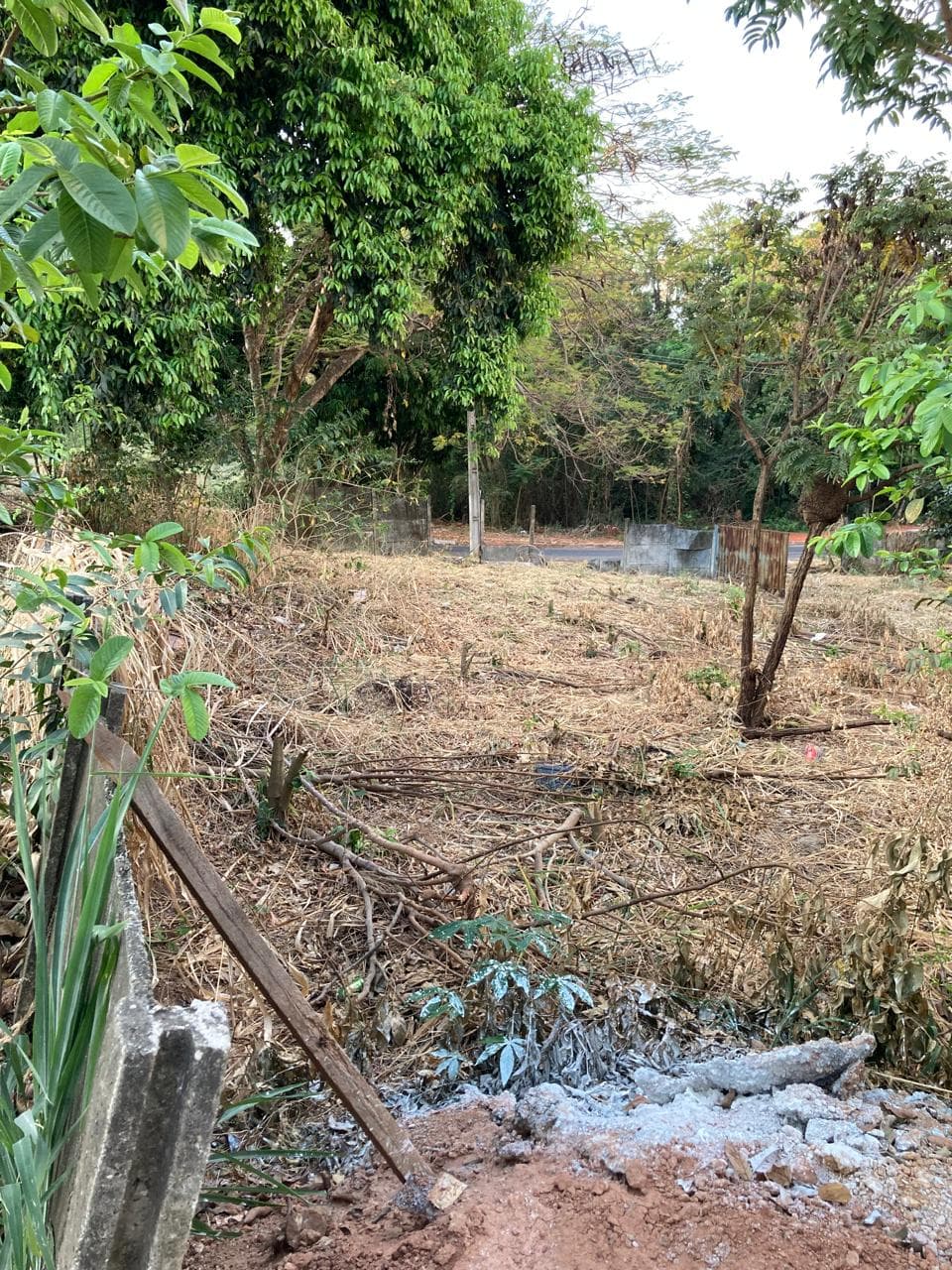 Lote em frente ao parque cascavel Jd. Atlântico