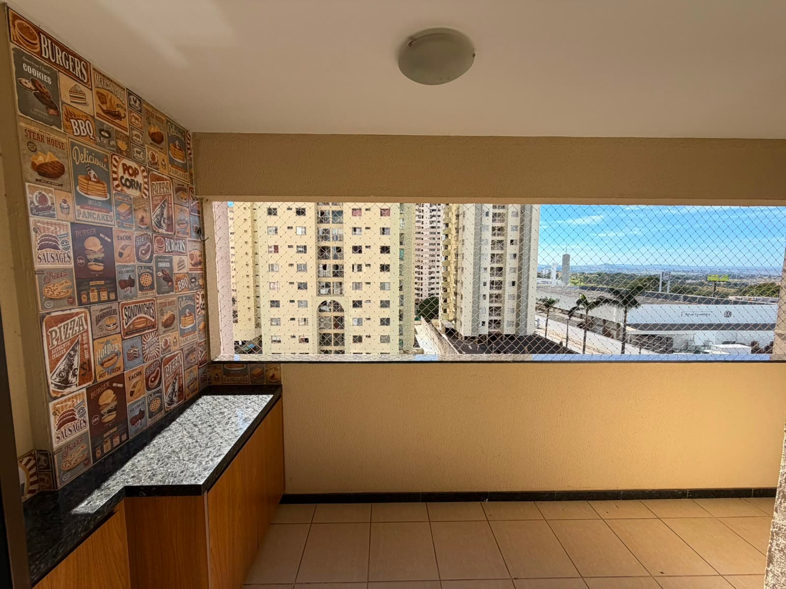 Condomínio Gilberto Guimarães - Alto da Glória 78m²