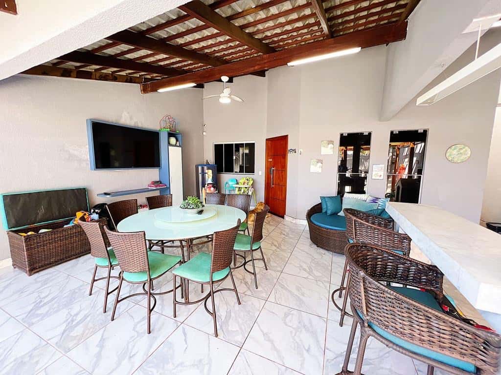 Casa mobiliada no Jardim Atlântico 140m²