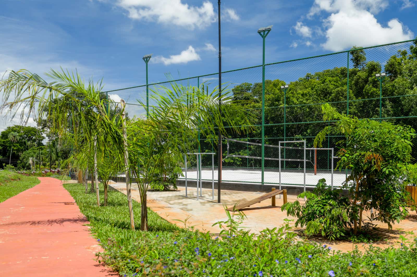 Lote no Condomínio Fechado Solaris Laguna - 306m²