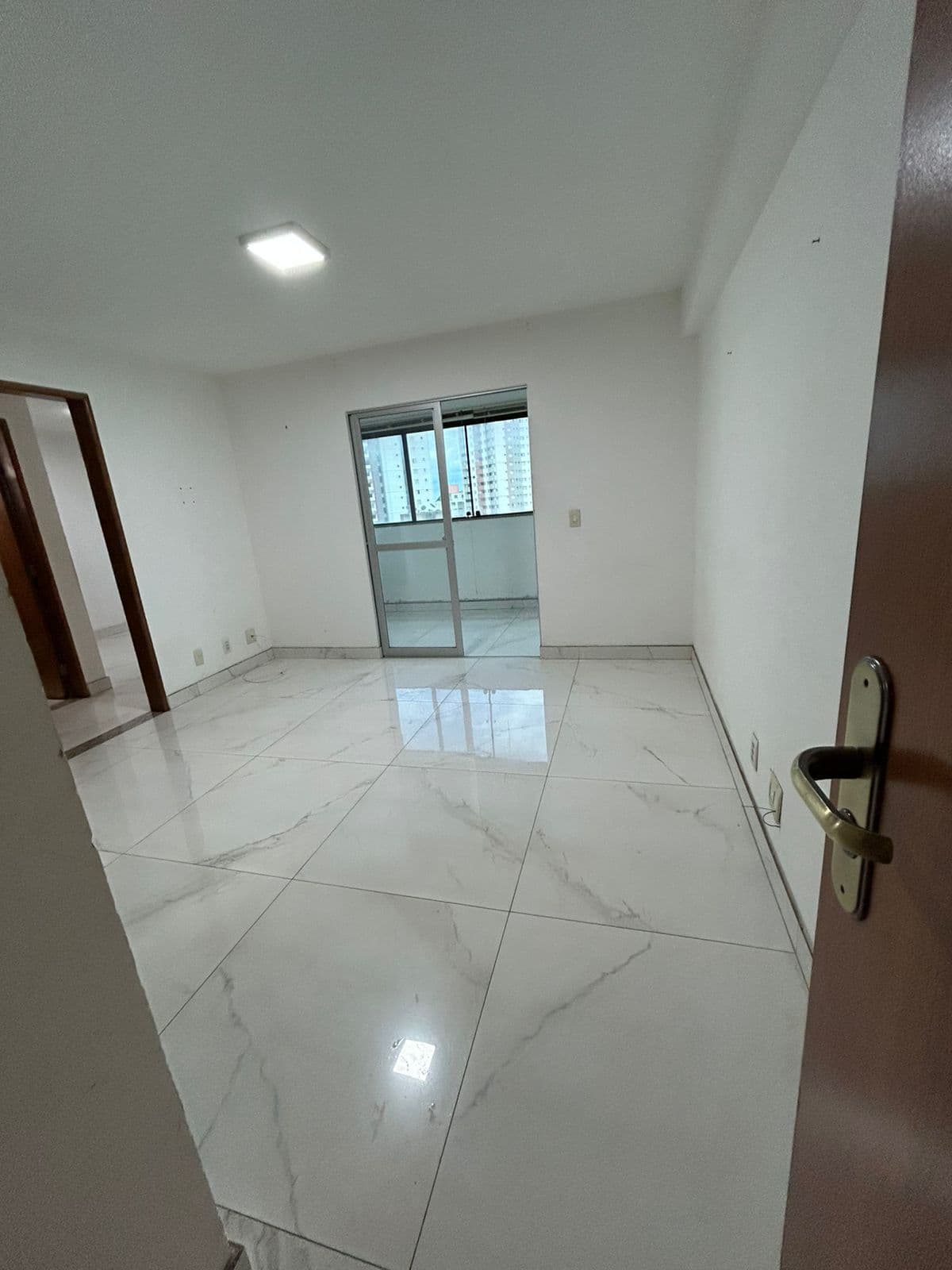 Apartamento St. Universitário 70m²