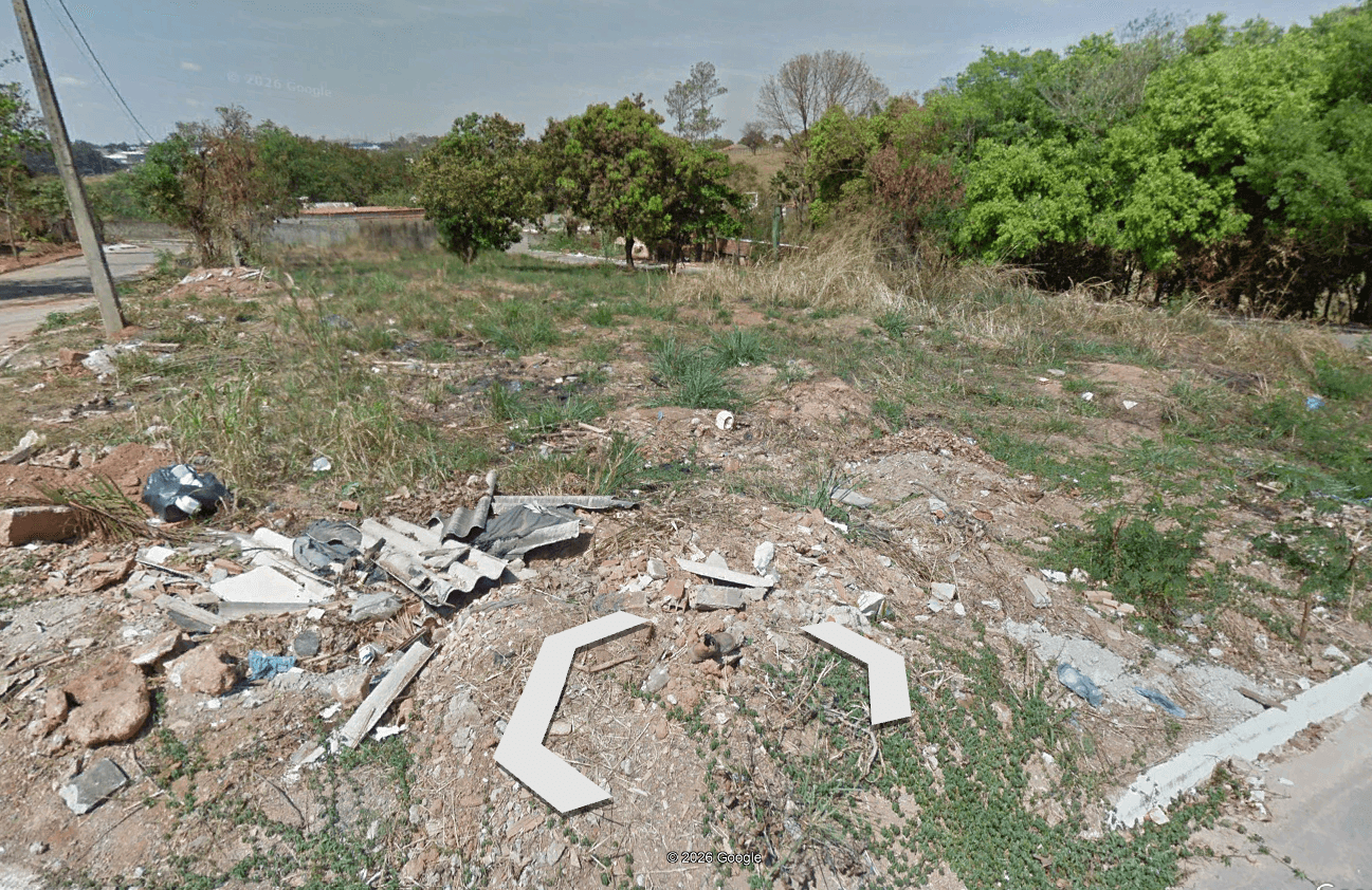 Lote 539 metros na vila maria excelente para galpão cabeça de quadra a poucos metros da Br-153