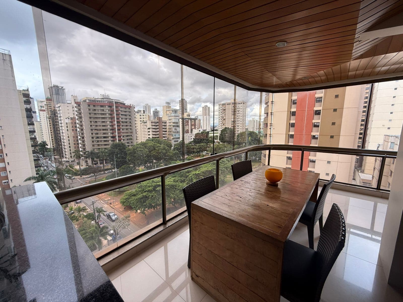 Condomínio Edifício Renoir 238,55m²