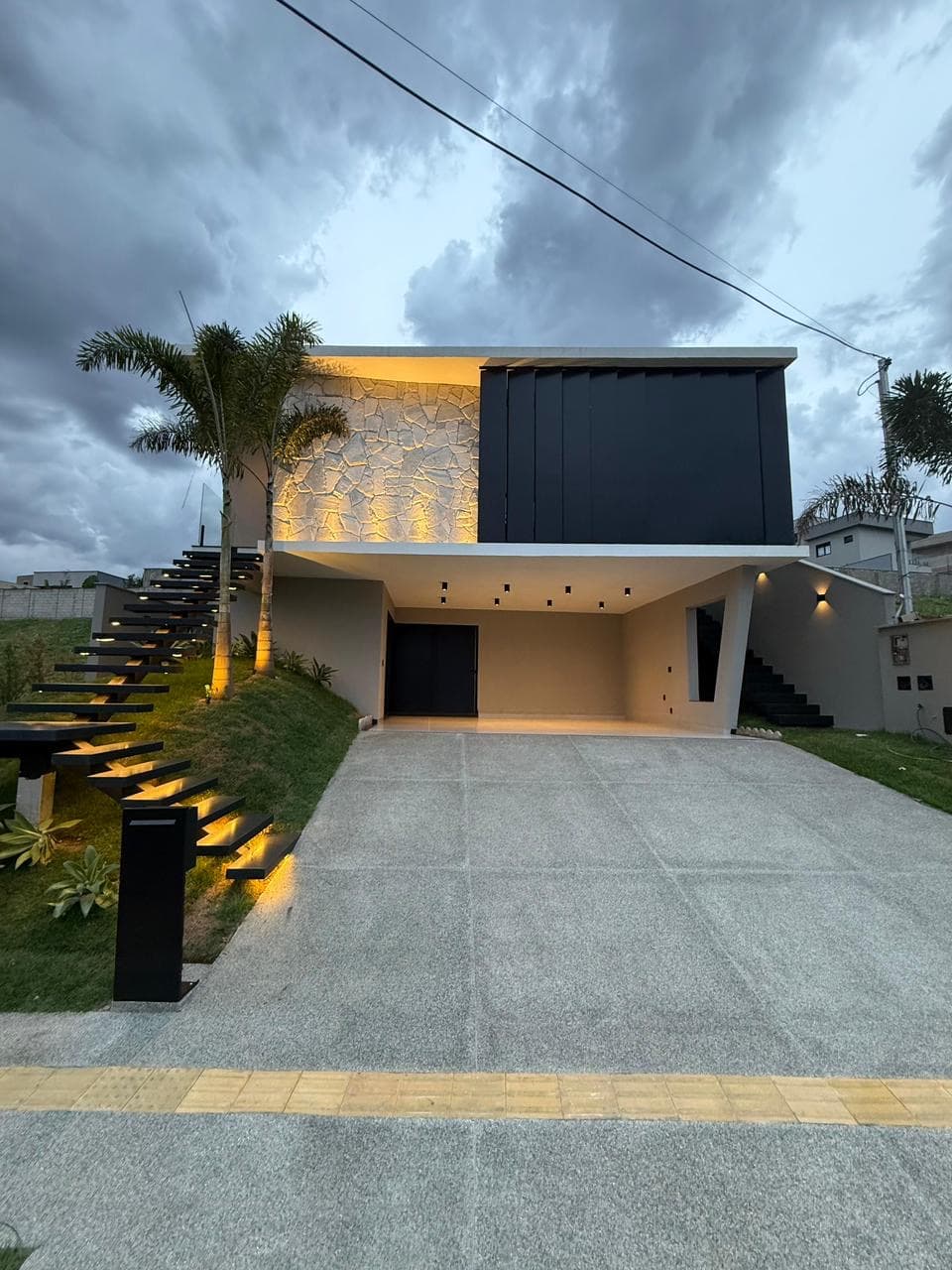 Casa Em Jardins Nápoles - 241m²