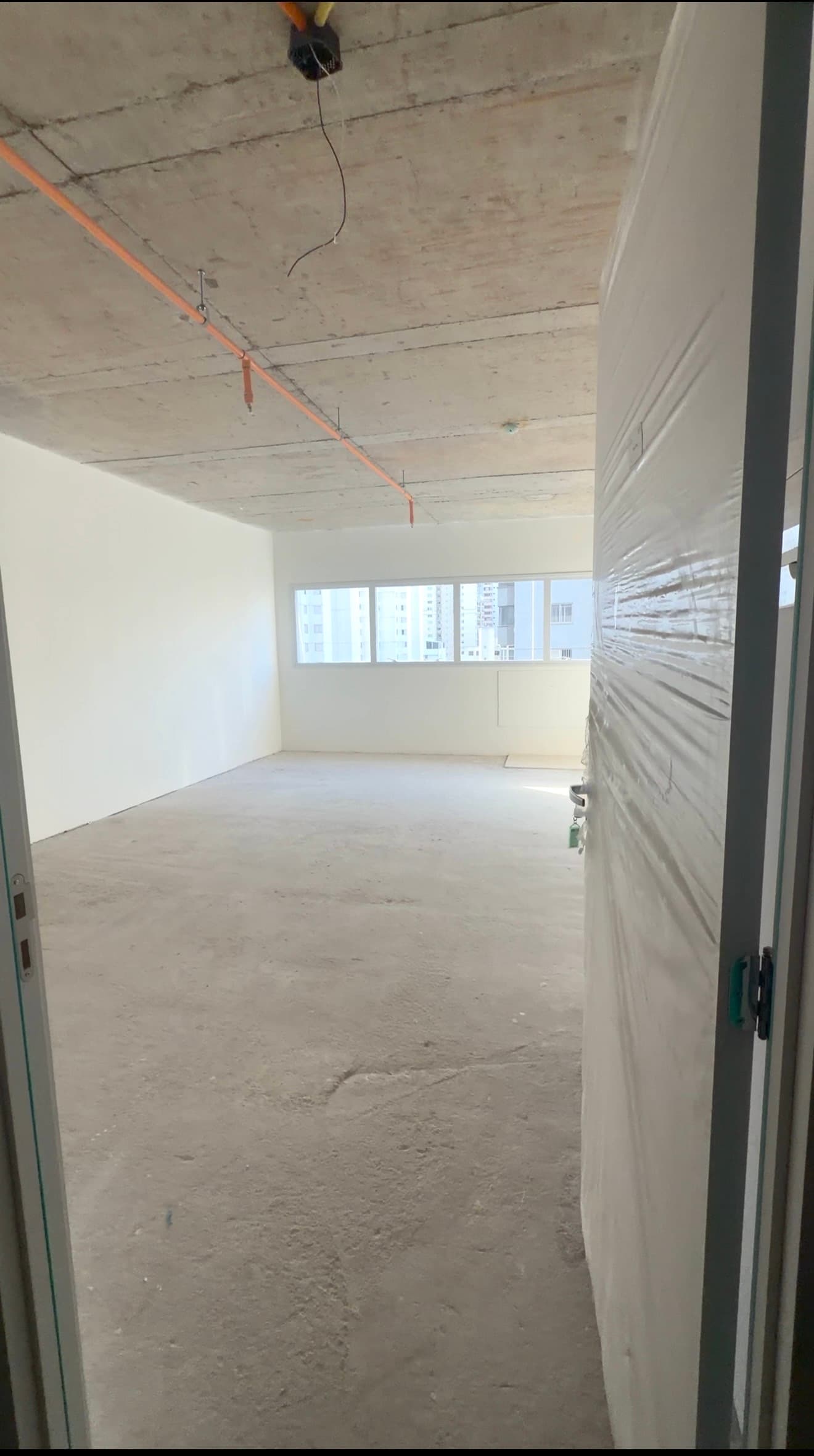 Ágio Sala Comercial Metropolitan Bueno 39m²