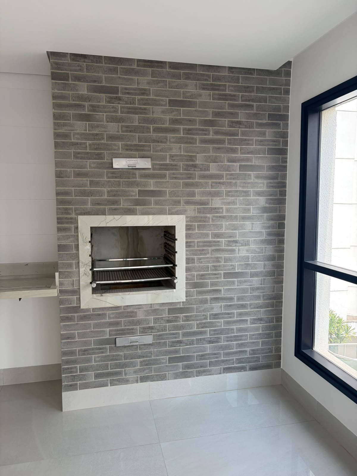 APARTAMENTO QUASAR FLAMBOYANT EM FRENTE AO PARQUE