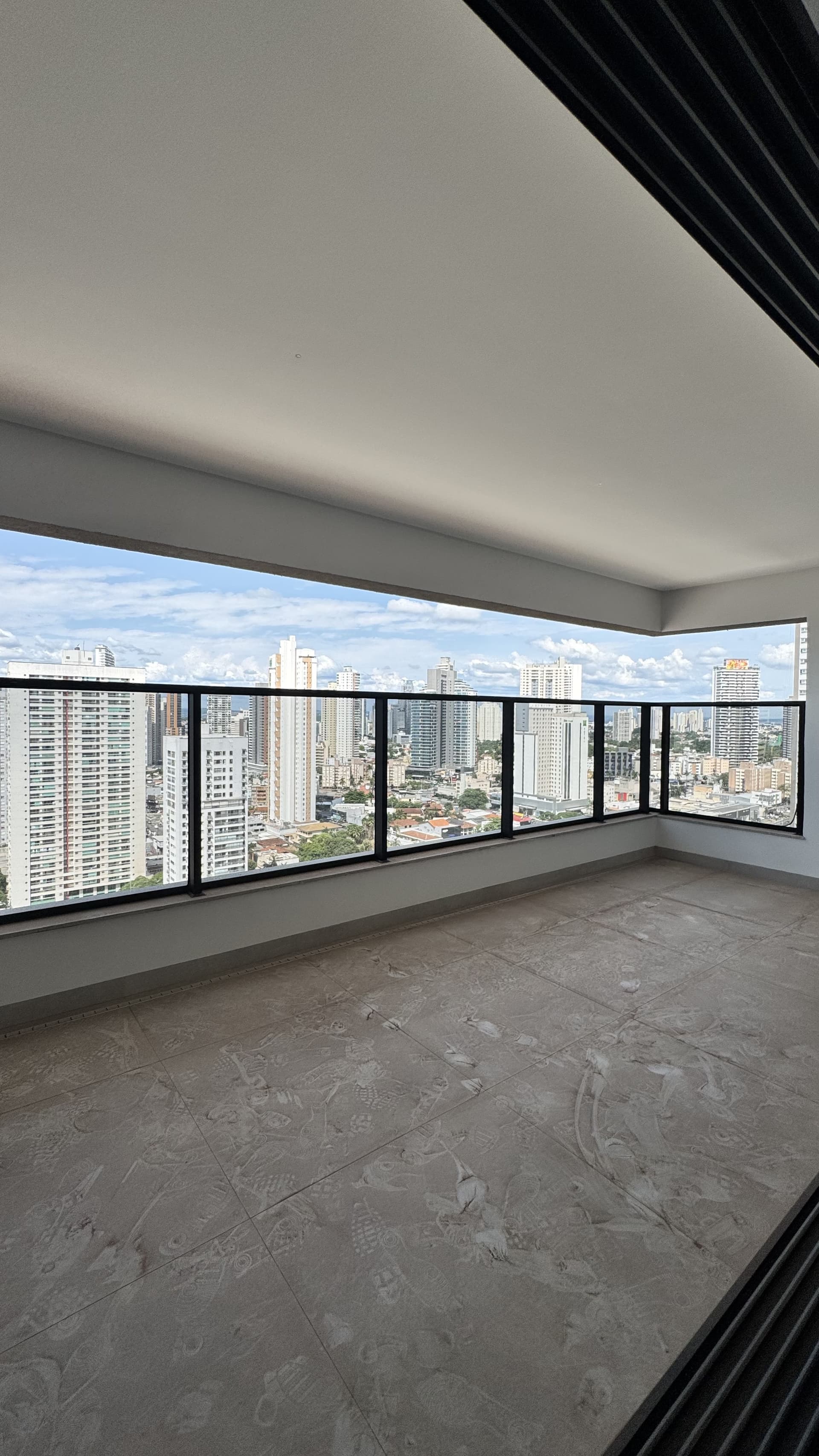 Apartamento de 3 suítes no setor Bueno - Casa Brasileira Consciente