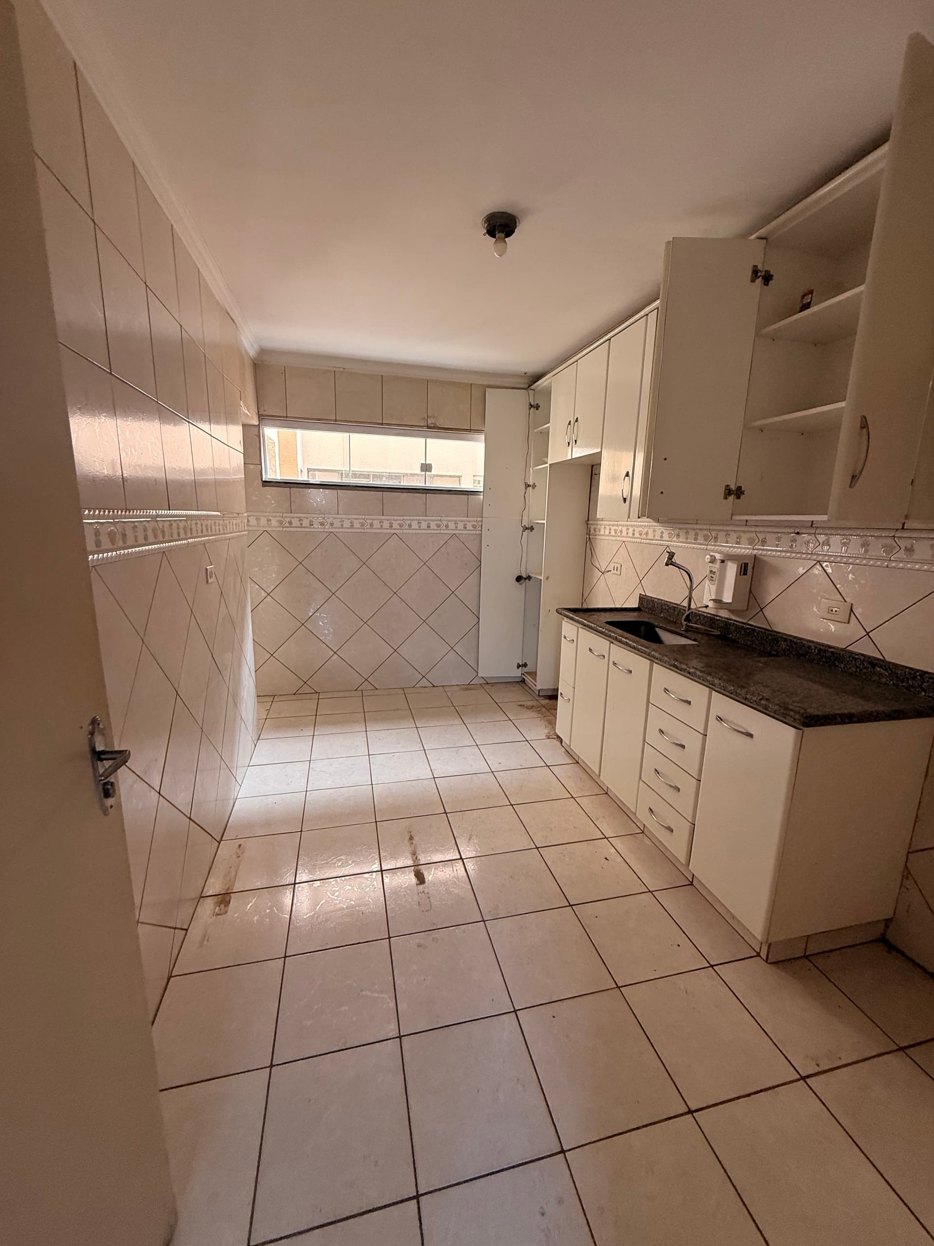 APARTAMENTO NA VILA JARAGUA