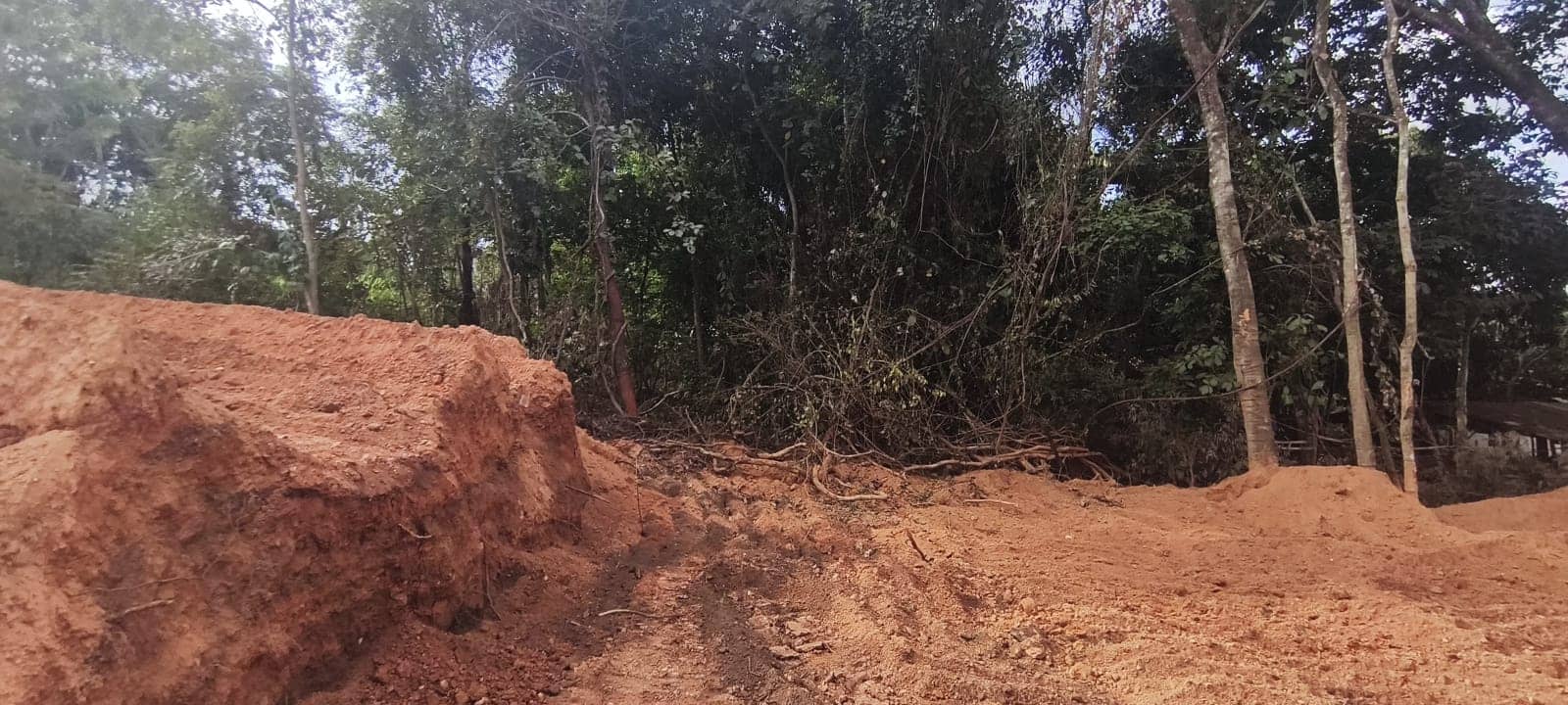 Lote na região da GO-020 Ao lado do Casa Uvva - 396,90m²