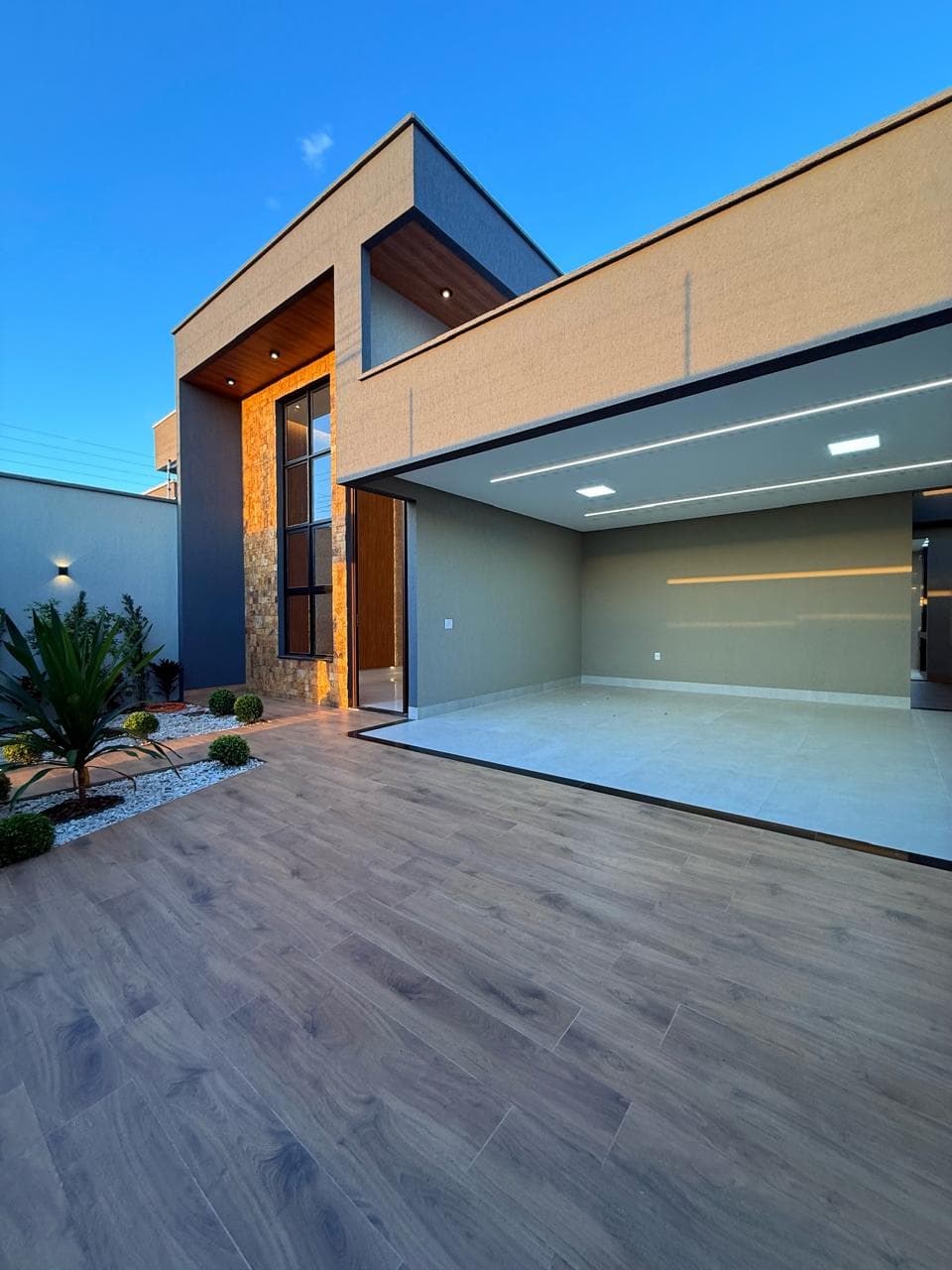 CASA 3 SUITES - RESIDENCIAL BARRA VENTO