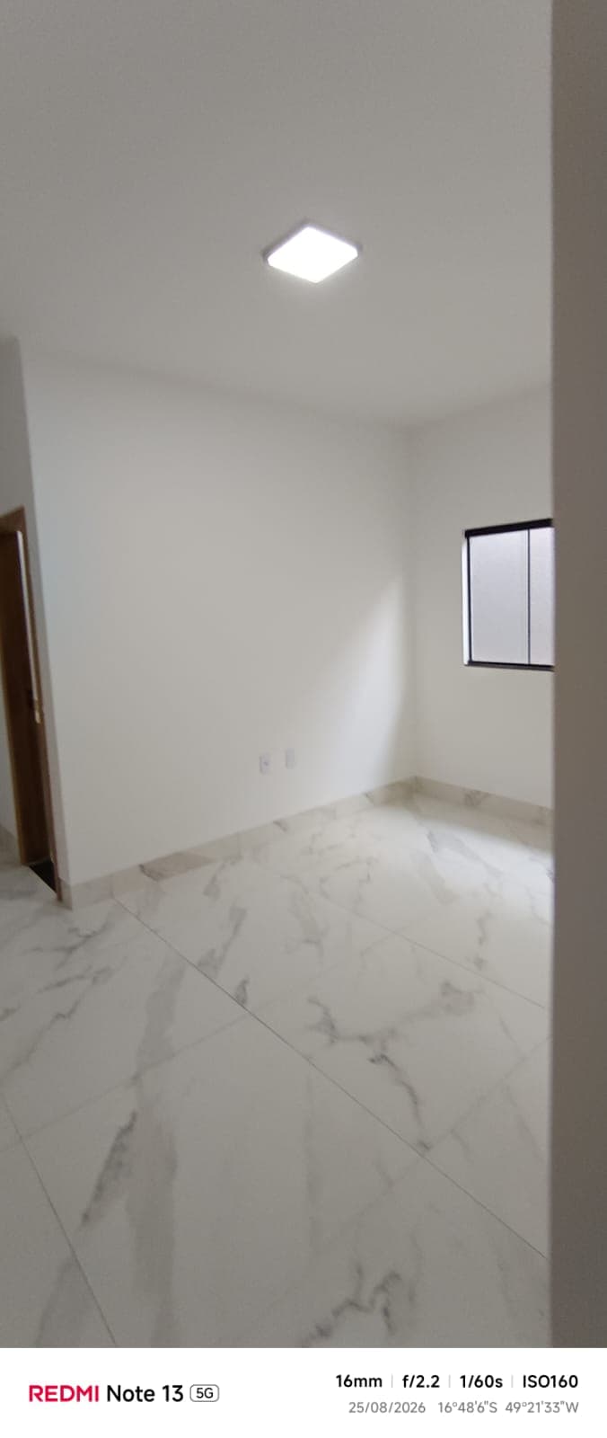 CASA 3/4 JARDIM HIMALAIA