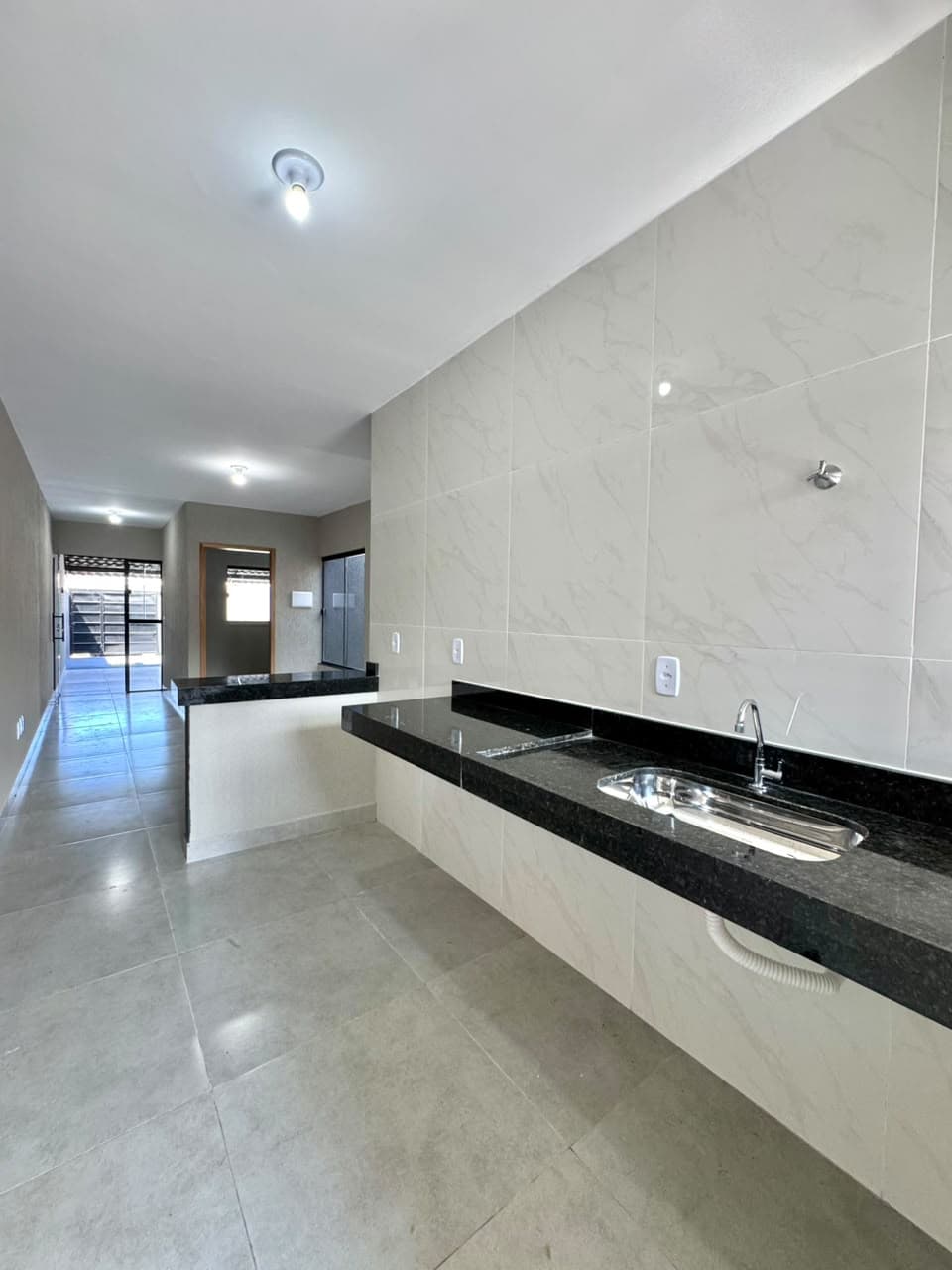 CASA 2Q SEM SUITE JD IMPERIAL TRINDADE