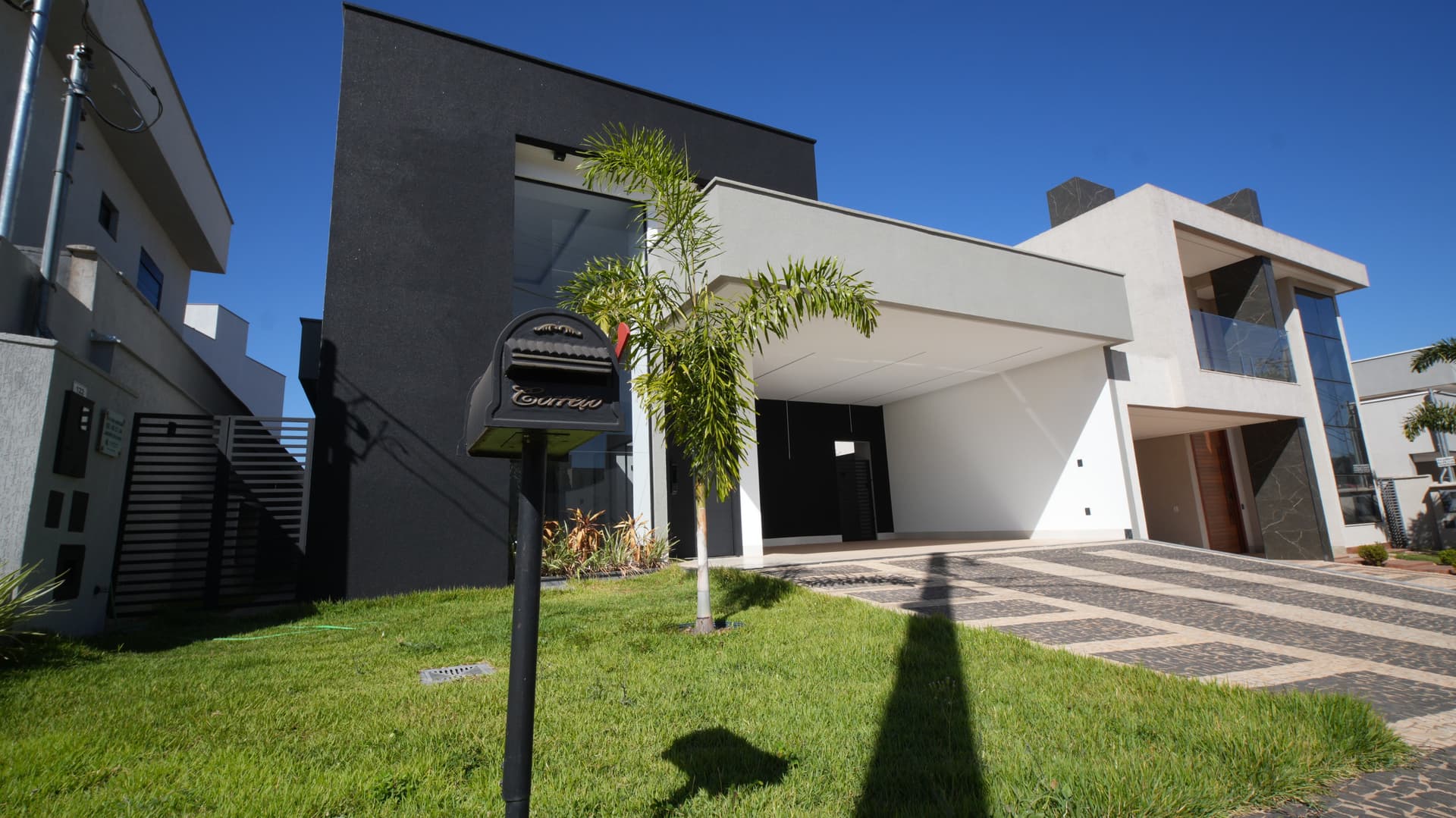Casa no Condomínio Jardins Bolonha 300m²