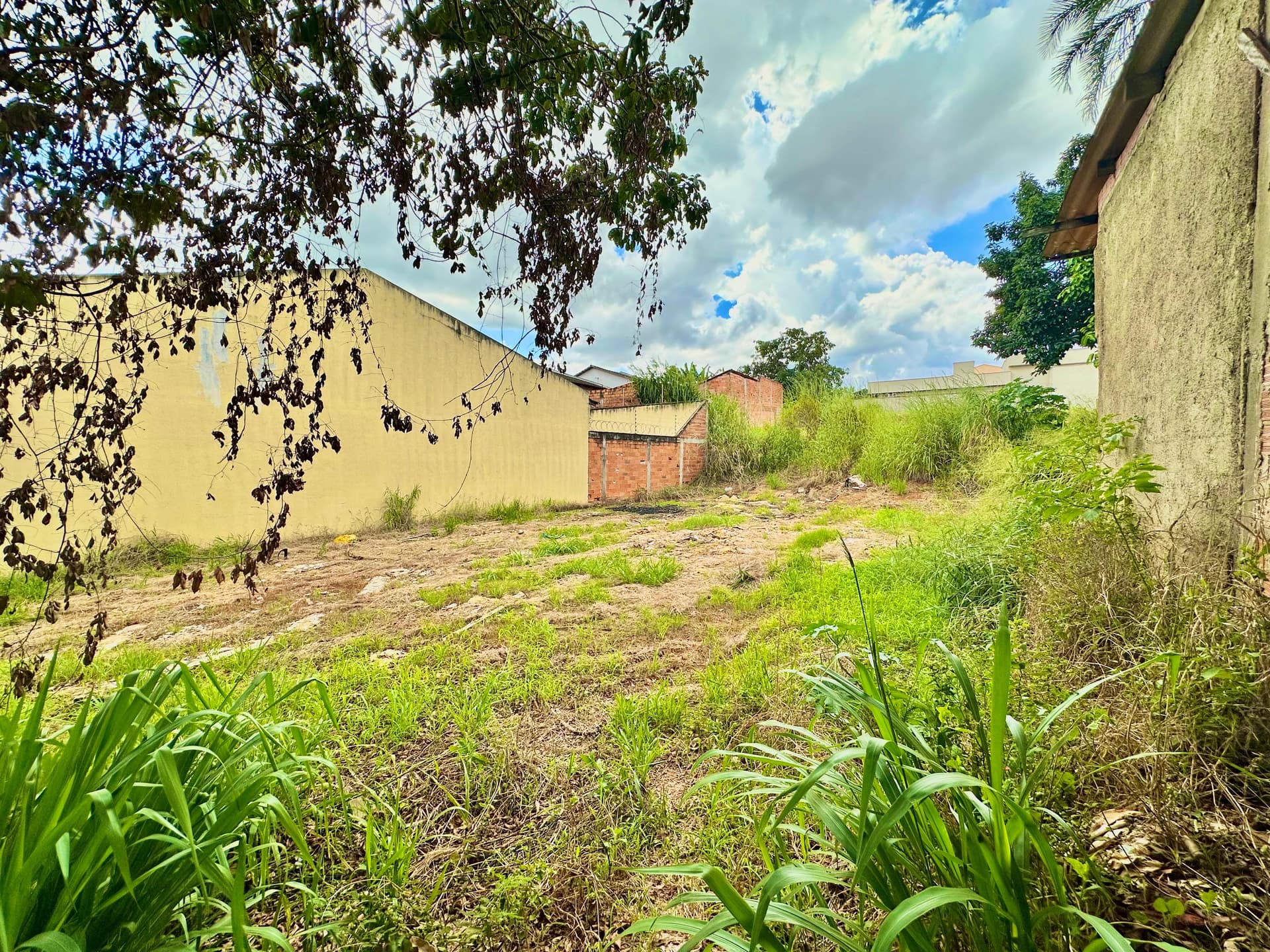 LOTE DE 434,56M² NO SETOR AEROPORTO SUL - APARECIDA DE GOIANIA
