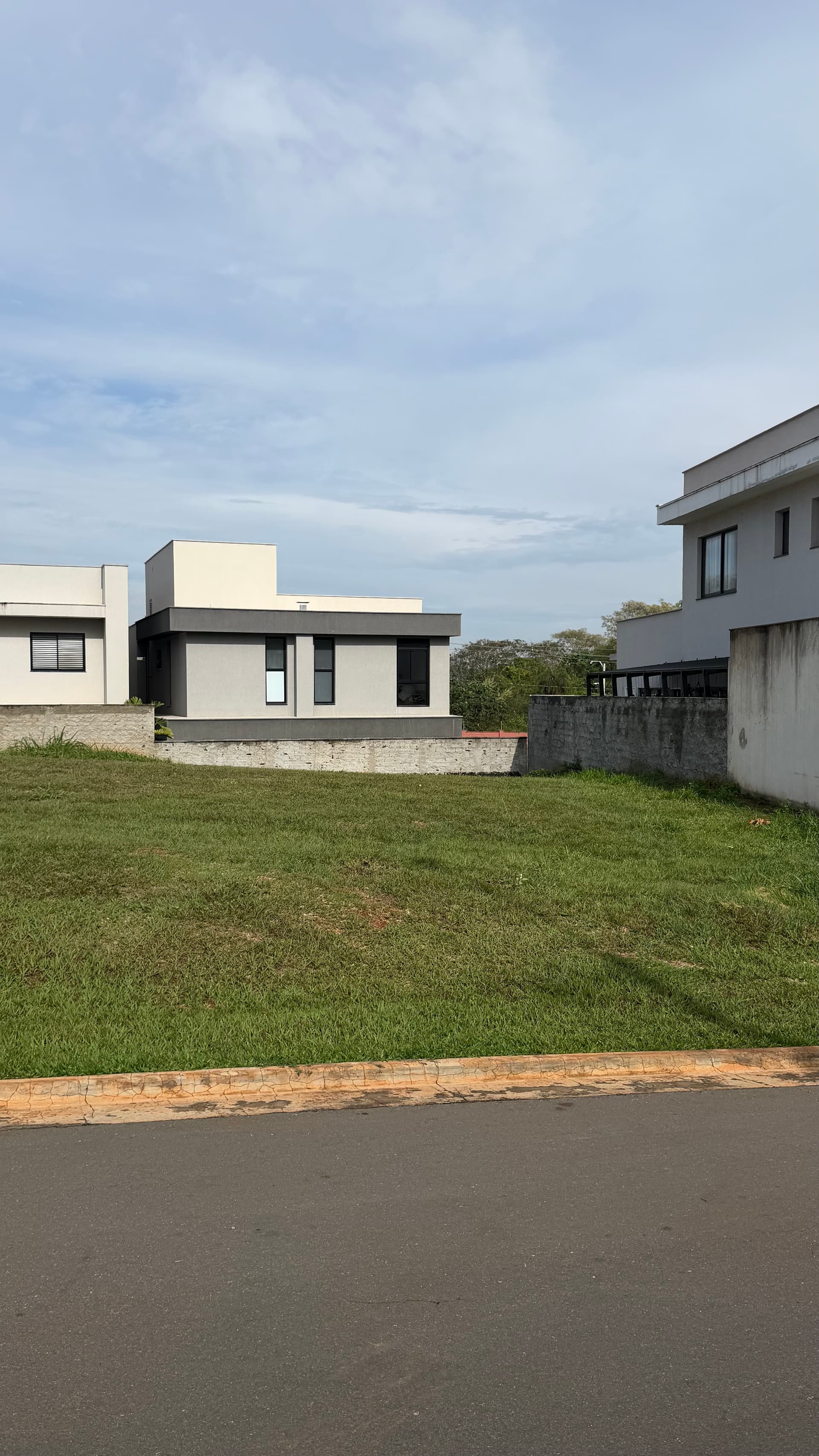 Lote Condomínio Jardins Capri 337,13m
