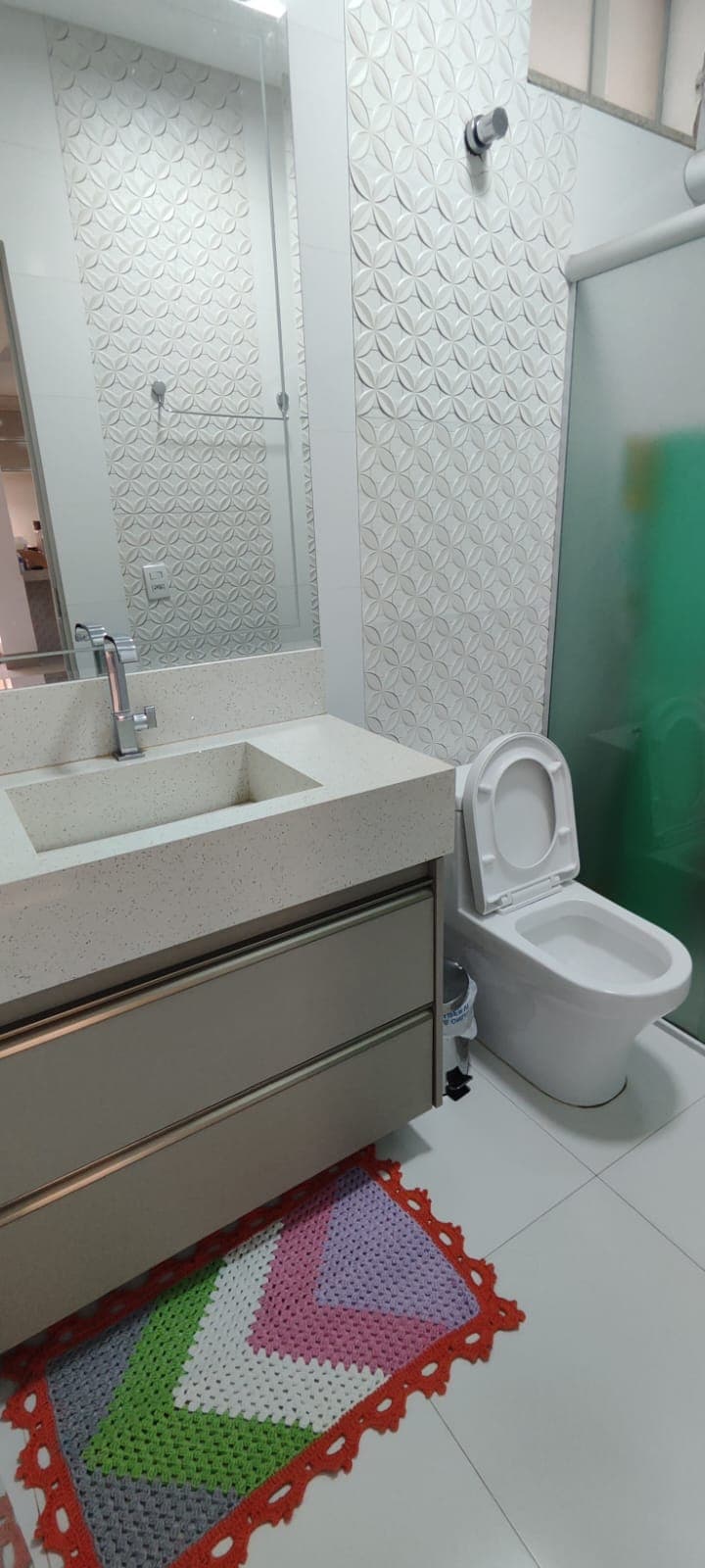 Sobrado 3 suítes com piscina , espaço gourmet e salas comerciais separados do imovel principal fino acabamento