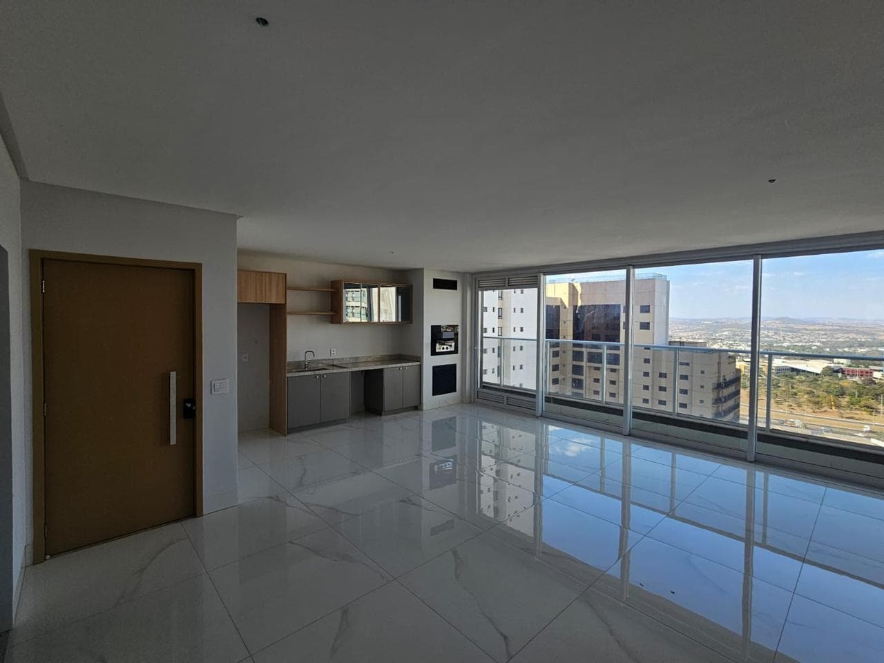 Apartamento Skygarden Flamboyant - 180m²