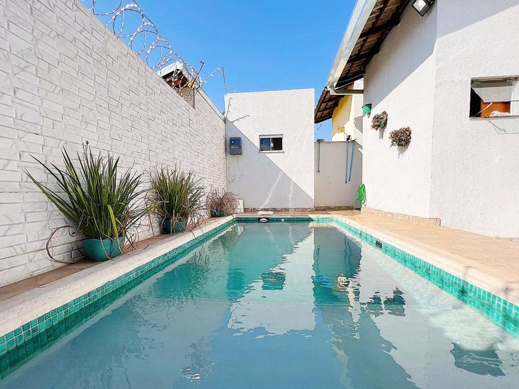 Casa mobiliada no Jardim Atlântico 140m²