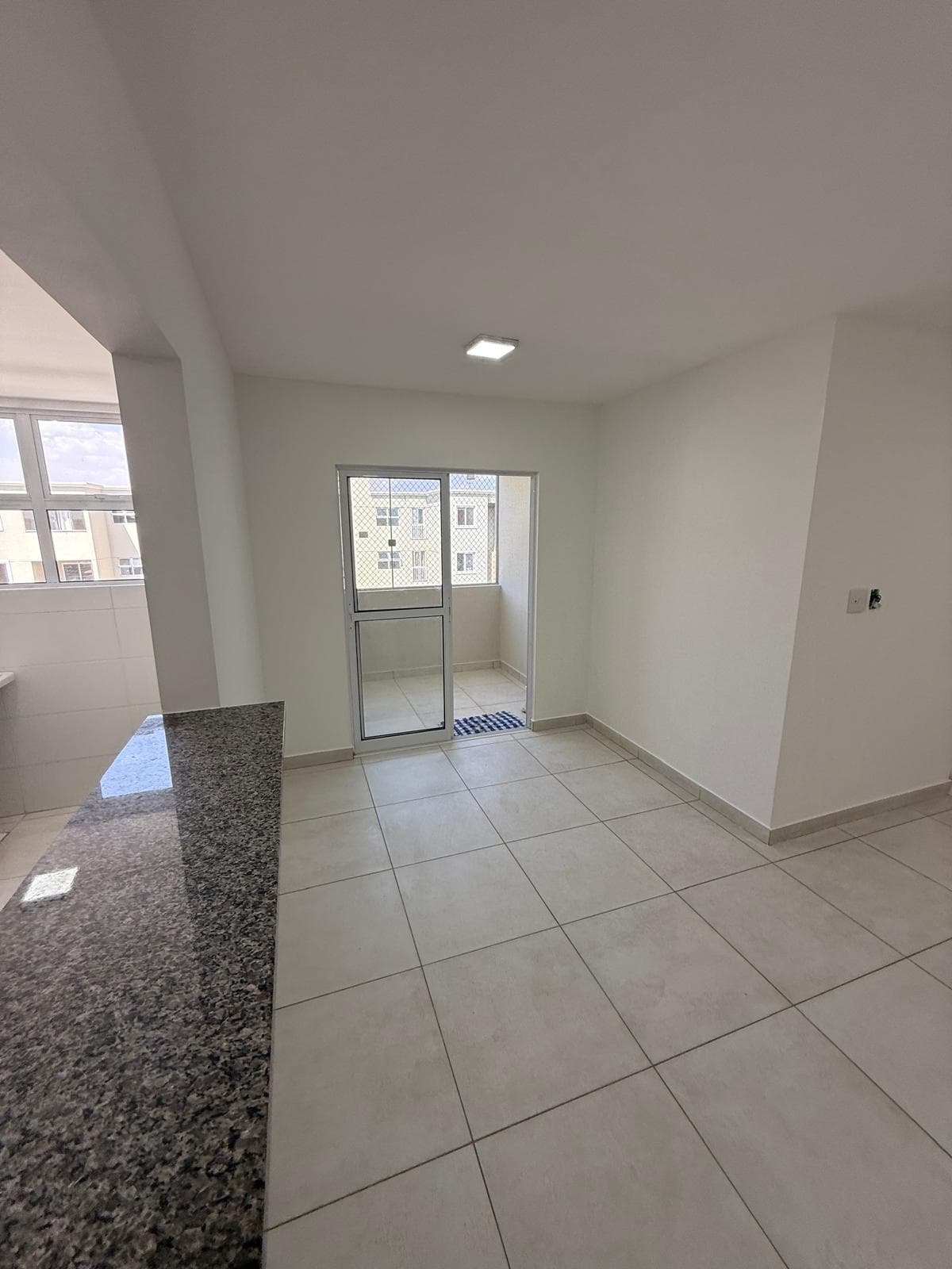 Residencial Flora Park Aroeira