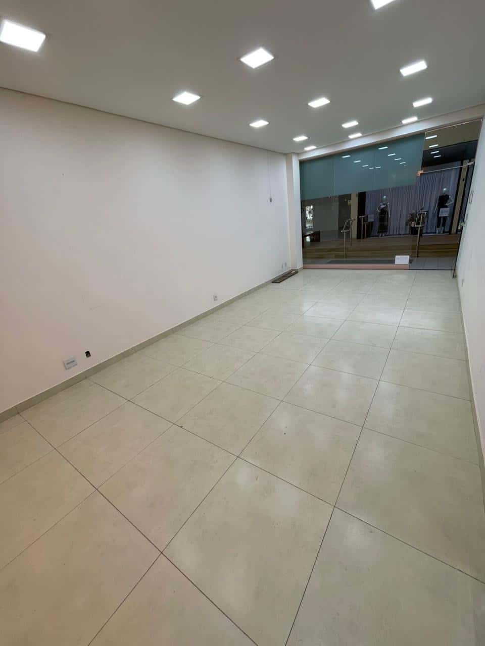 Loja Center Modas - Setor Criméia Oeste 54m²