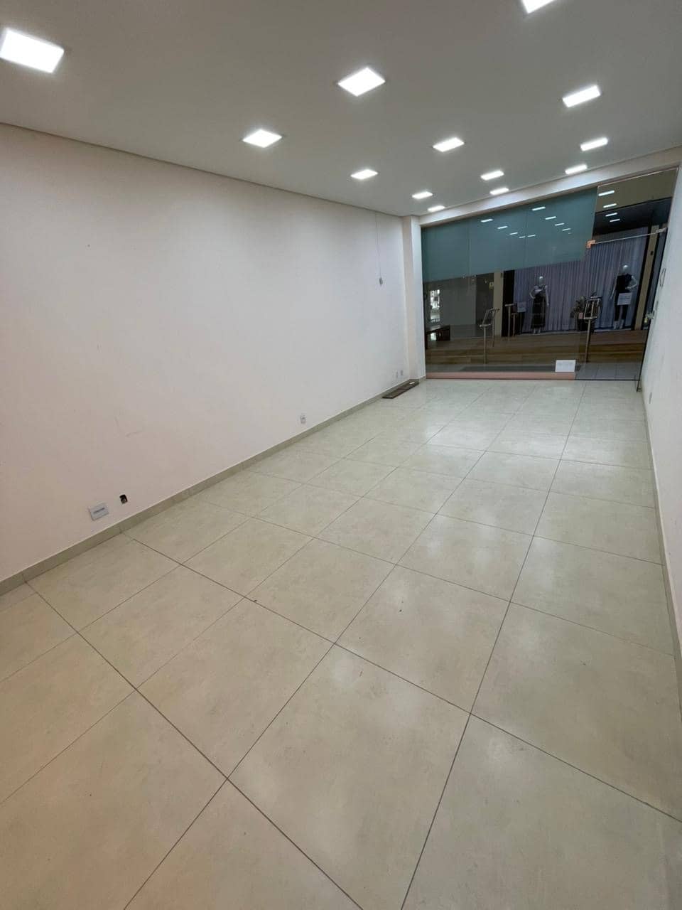 Loja Center Modas - Setor Criméia Oeste 54m²